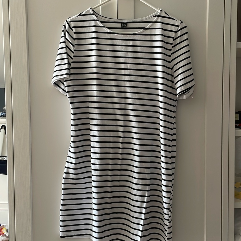 SHEIN white and black stripped dress